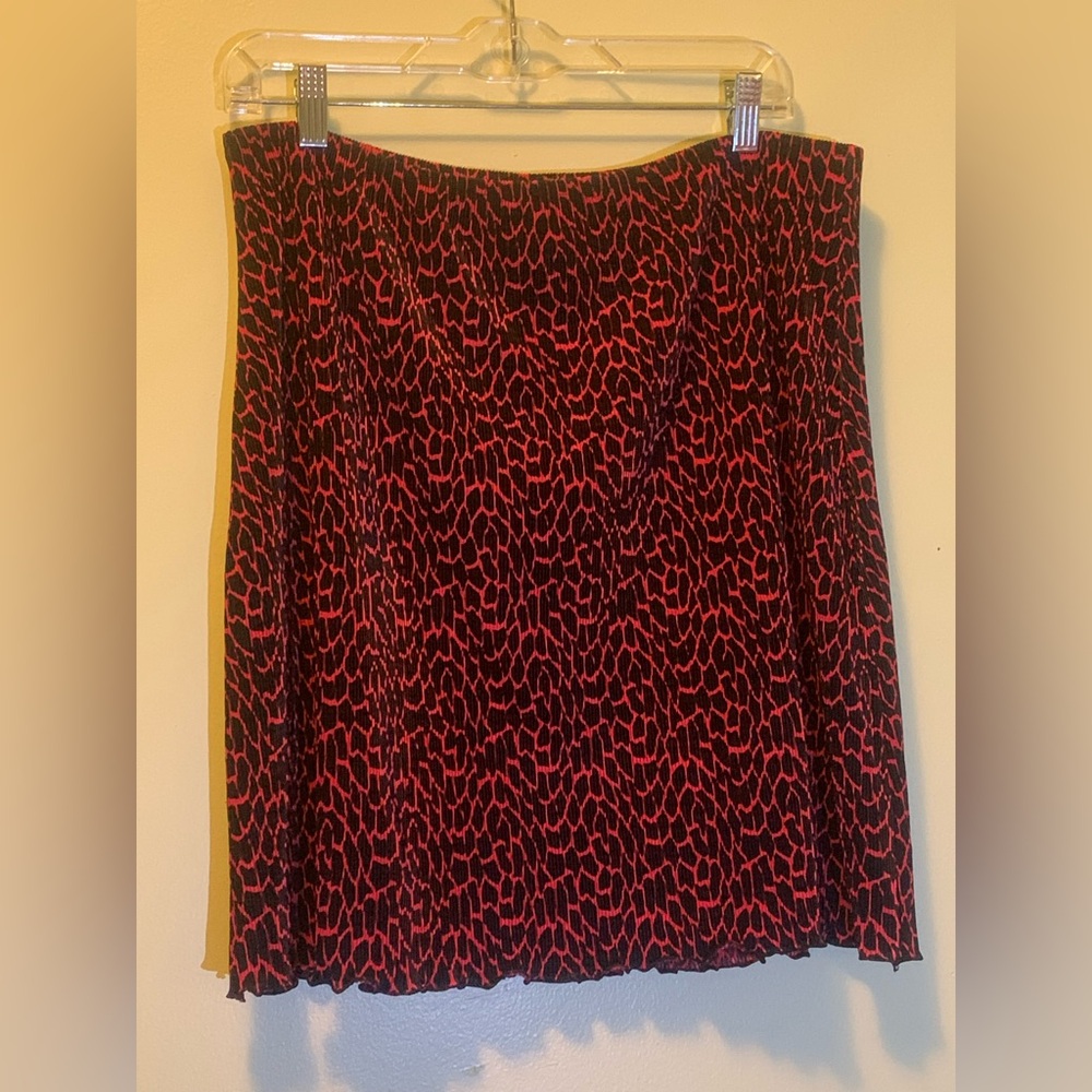 Fashion Bug Vibrant Red and Black Patterned A-Line Skirt